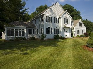 1 Winn Rd, Nashua, NH 03062