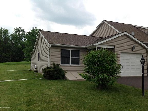 2nd image of 106 Lexington Dr