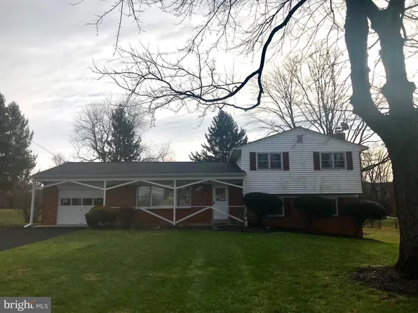 14112 Schaeffer Rd, Germantown, MD 20874