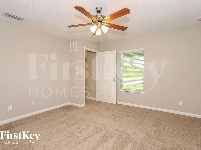 3501 SW Voyager St — Photo 9