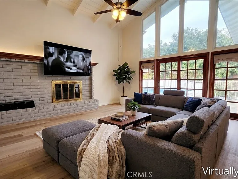 6327 Sattes Dr — Photo 13