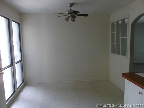 4th image of 724 S 93rd East Ave