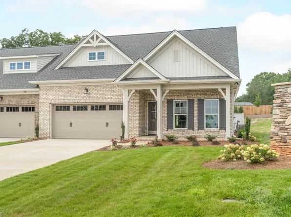 4210 Quartersaw Ln, Clemmons, NC 27012