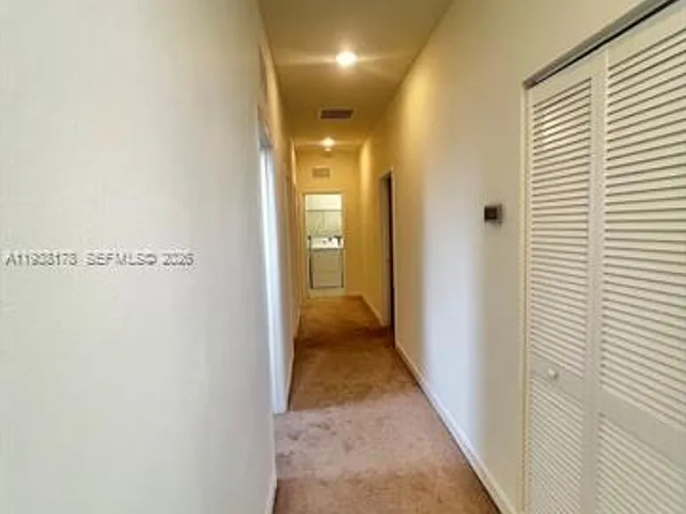 191 SE 35th Ave #191 — Photo 29