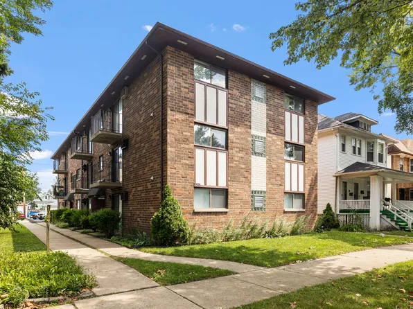 1030 Dunlop Ave APT 1E, Forest Park, IL 60130
