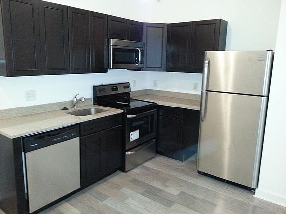 2nd image of 1623 N Willington St APT 2A