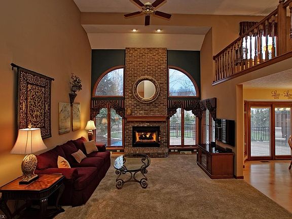 3rd image of 6033 Sea Pines Dr