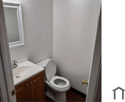 10724 Hathaway Ave — Photo 10