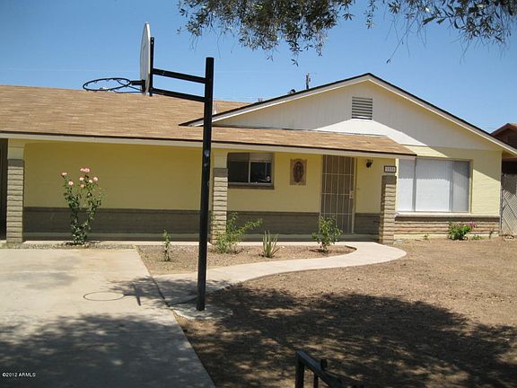 2nd image of 1536 W Pueblo Ave