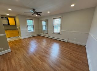 18 Plimpton Ave FLOOR 2, Norwood, MA 02062