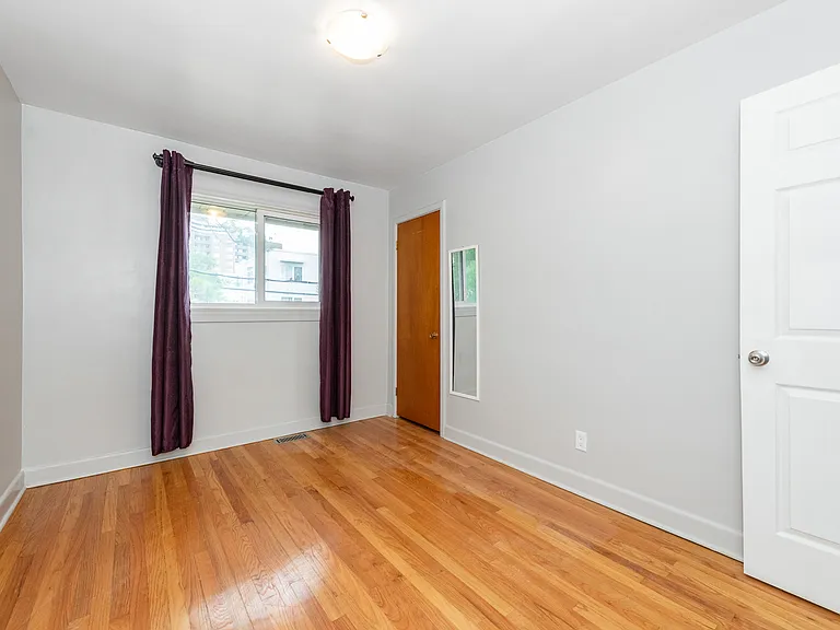 2344 Midway Ave #A — Photo 25