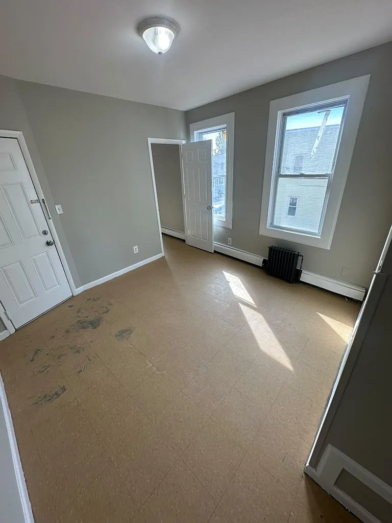 2 bed, $1,650 — Photo 3