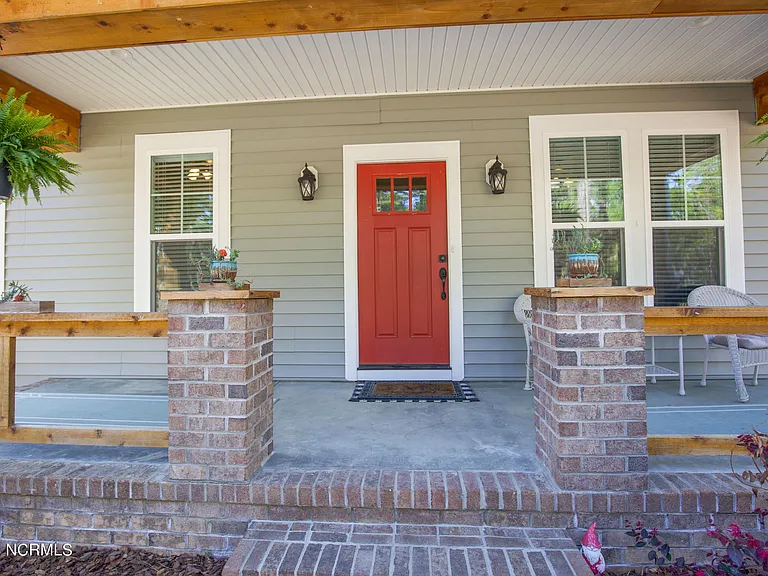 120 Lake Hills Rd — Photo 4