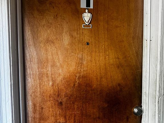 4th image of 1227 Holbrook Ter NE