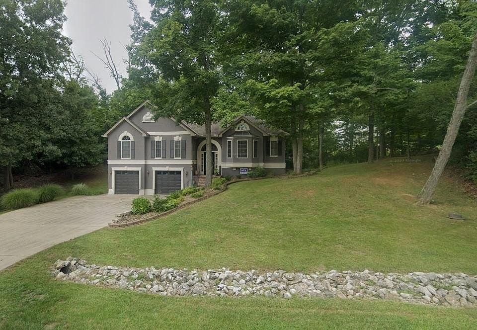 1st image of 1848 Fieldcrest Dr