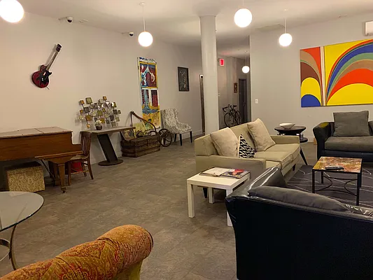 Rented by Manhattan Management LLC | media 46