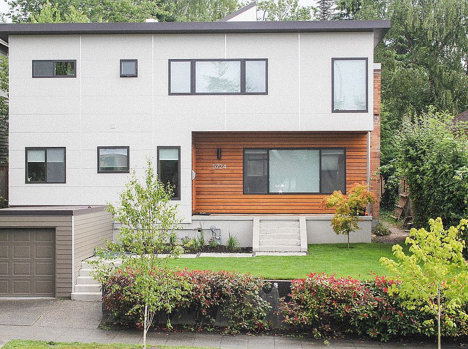 2nd image of 5724 27th Ave NE