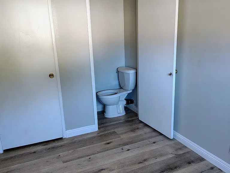 509 E Truslow Ave — Photo 23
