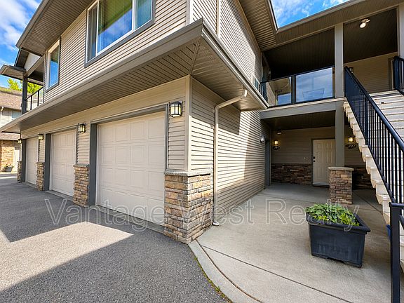 2nd image of 3350 Woodsdale Rd Unit 201
