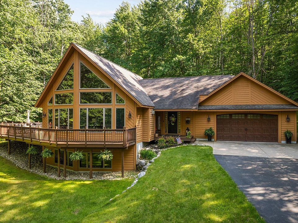 1309 Michaywe Dr, Gaylord, MI 49735 Zillow