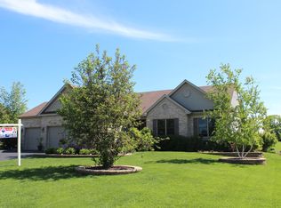 1304 Sandhill Ct, Antioch, IL 60002