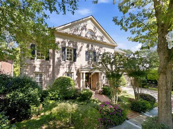 270 Trimble Crest Dr, Sandy Springs, GA 30342