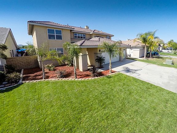 2nd image of 25933 Nightshade St
