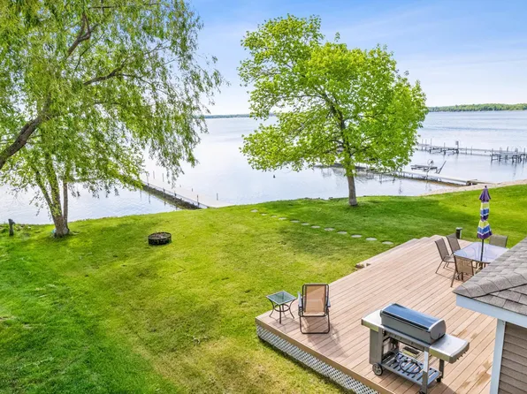 12243 Fern Beach Dr, Detroit Lakes, MN 56501