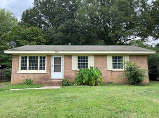 718 Glasgow Rd, Charlotte, NC 28214