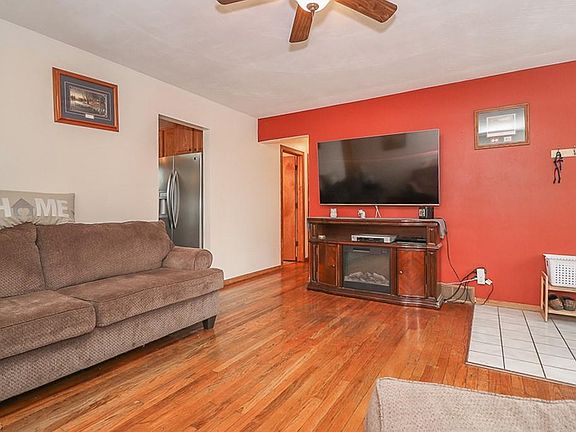 2nd image of 258 Stratford Ave