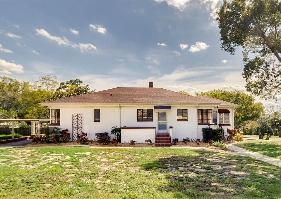 1st image of 307 Palm Ln