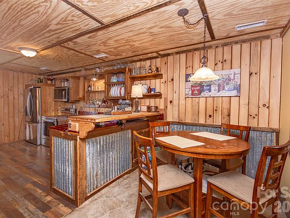 4th image of 120 Mitch Rd
