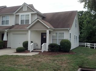 6704 Vlosi Dr, Charlotte, NC 28226