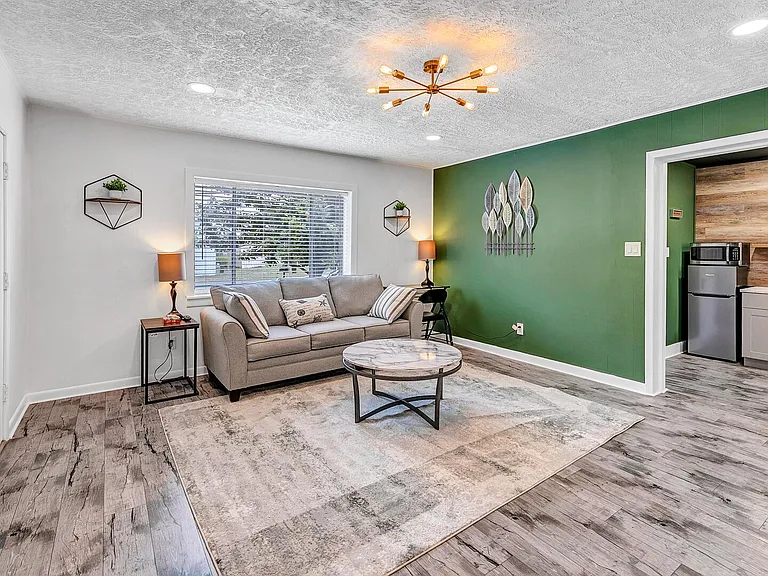 22615 Hilltop Ave #2 — Photo 5