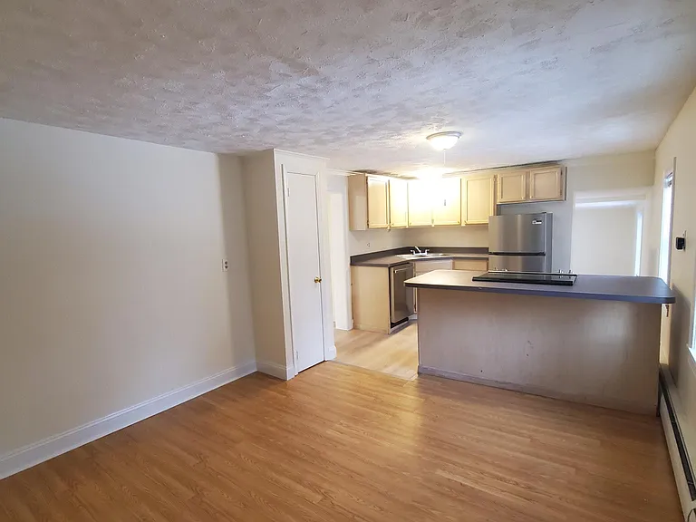 61 Oxford Rd #2 — Photo 3