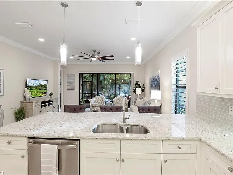 13435 Silktail Dr — Photo 9