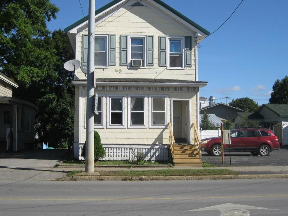 2nd image of 12 W Clark St