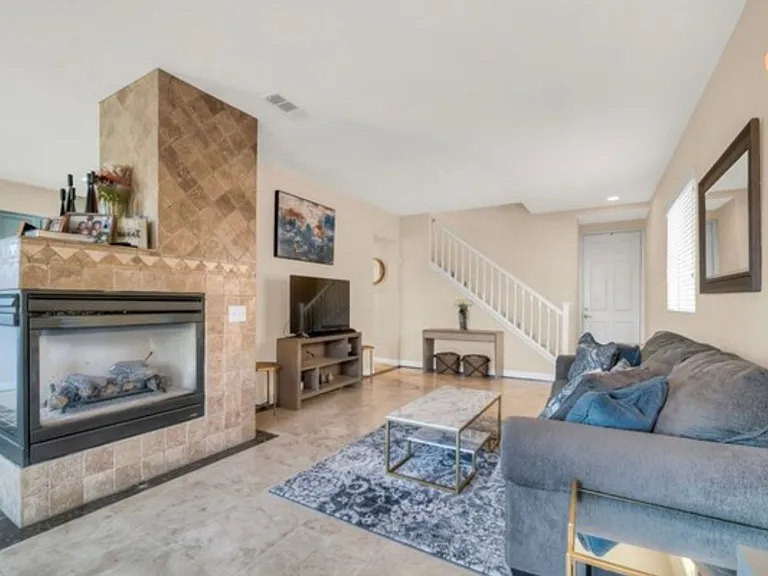29228 Dakota Dr — Photo 3