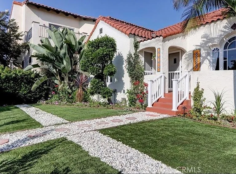 501 Avenue B — Photo 19