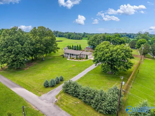 70 Lancewood Pl, Arab, AL 35016