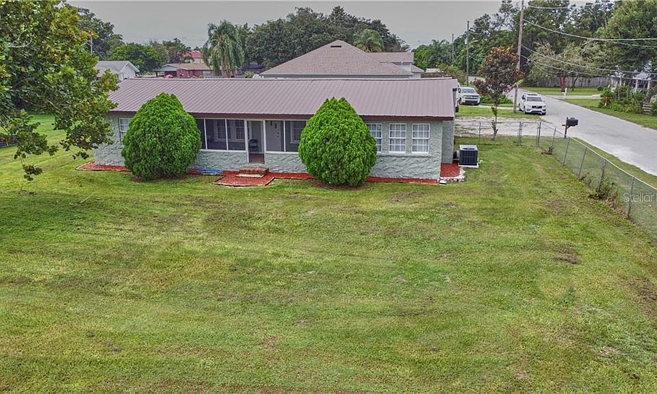 1st image of 512 McKay Dr