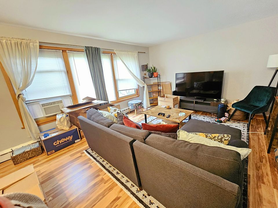 1st image of 5200 N Hoyne Ave #1