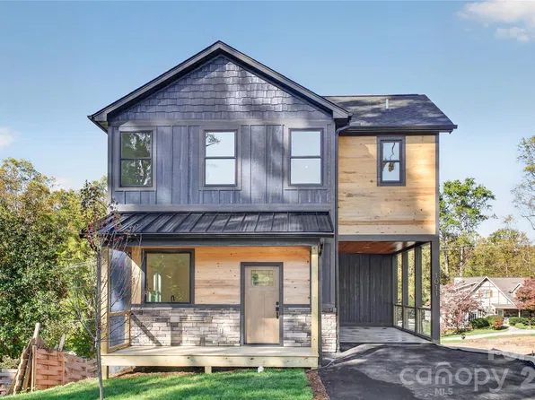 1011 Fassifern Ct, Hendersonville, NC 28791