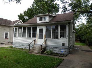 4029 E 29th St, Newburgh Heights, OH 44105