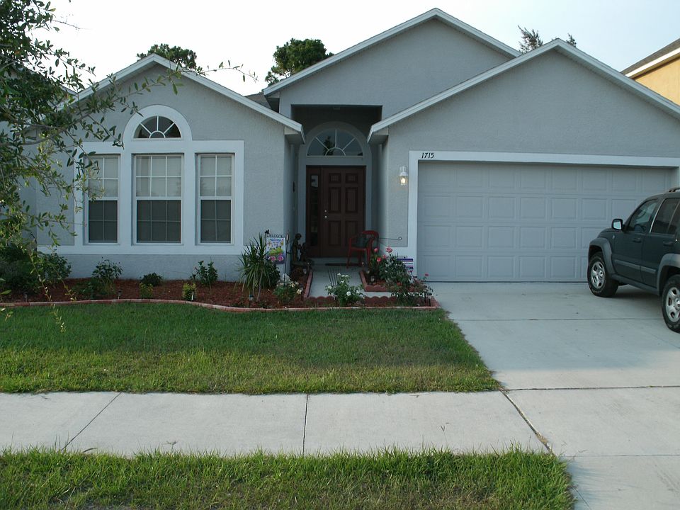 1st image of 1715 Alhambra Crest Dr