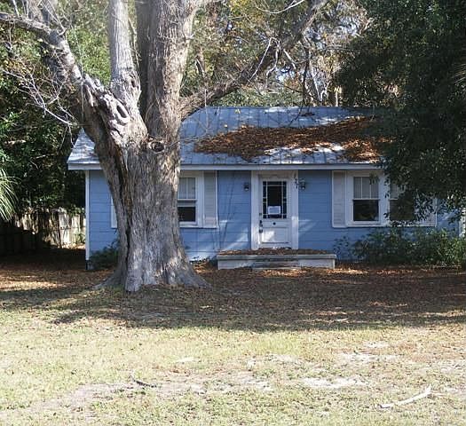 1st image of 127 Magnolia Ave SE