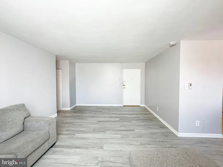 614 Sligo Ave #405 — Photo 25