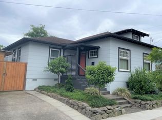 214 N Shaver St, Portland, OR 97227