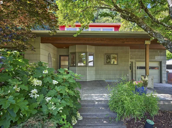 15530 SE Francis St, Portland, OR 97236