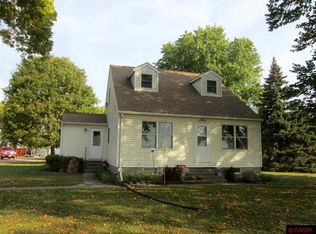 226 235th St, Odin, MN 56160